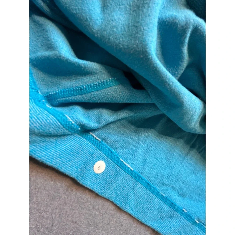 Lululemon Turquoise Blue Ruched Half Zip Hoodie Long Sleeve Thumbholes Size 6-53